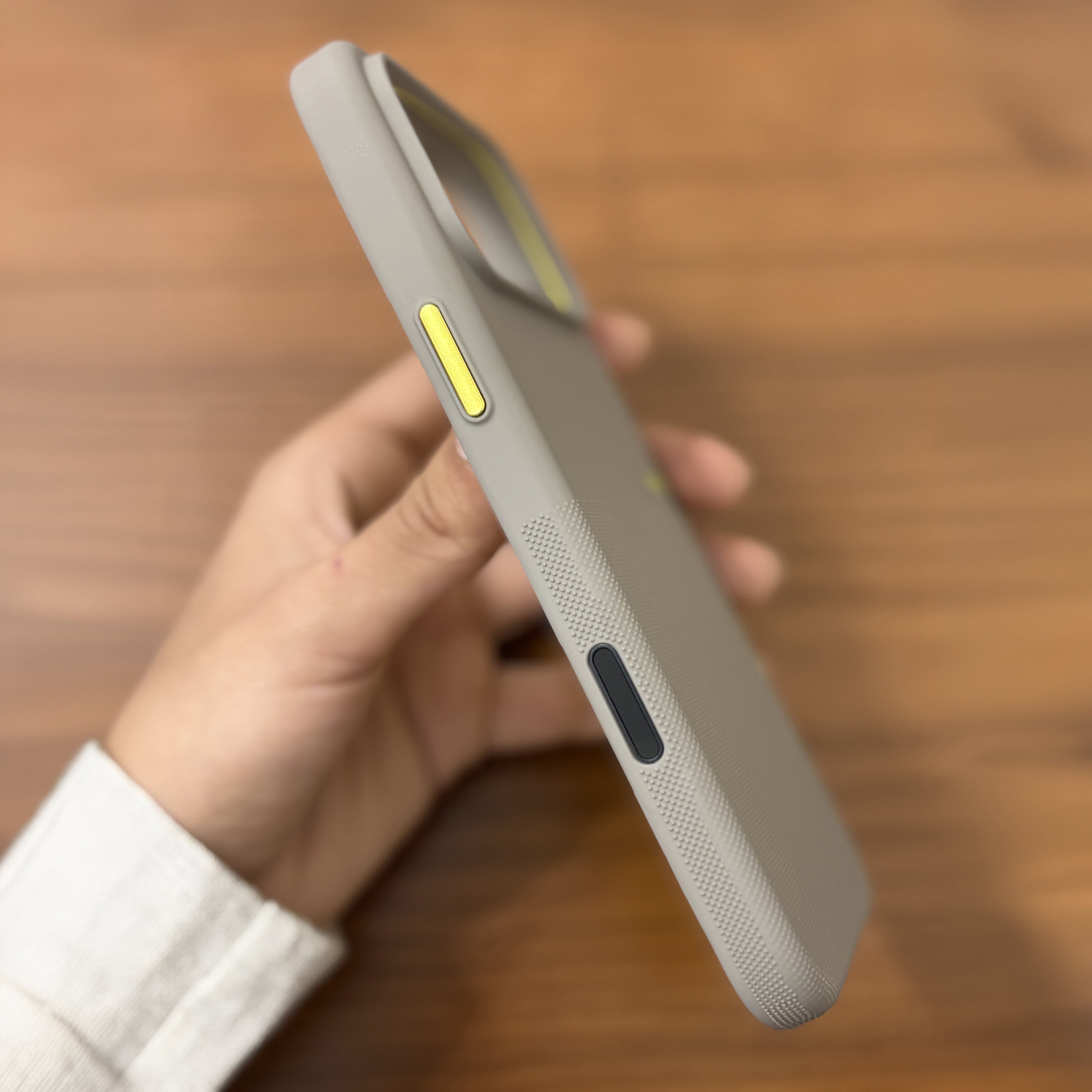 Beats Rugged Case - MagSafe