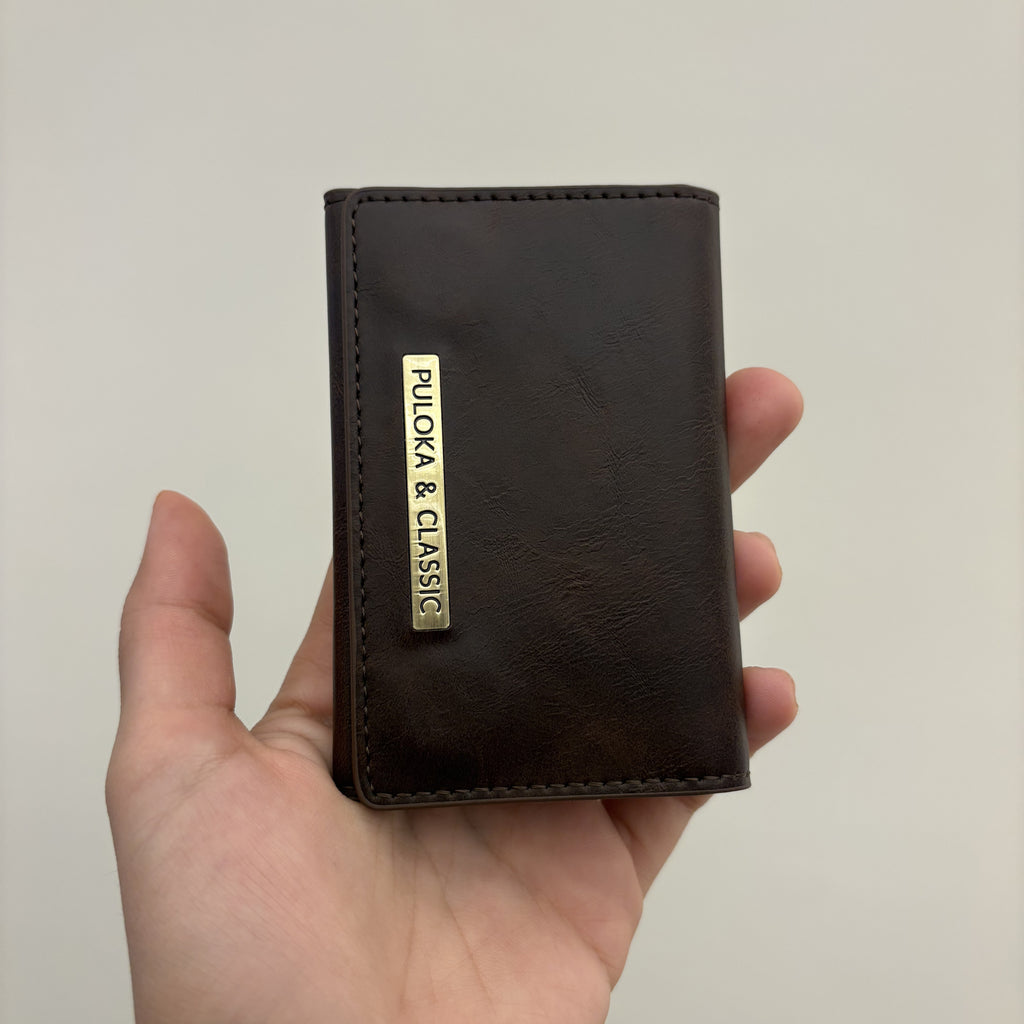 Puloka Classic Wallet MagSafe Case